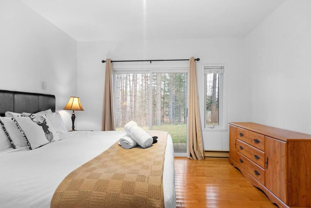 Le Champetre Tremblant 2Bdrs Condo W Fireplace Mont-Tremblant Buitenkant foto